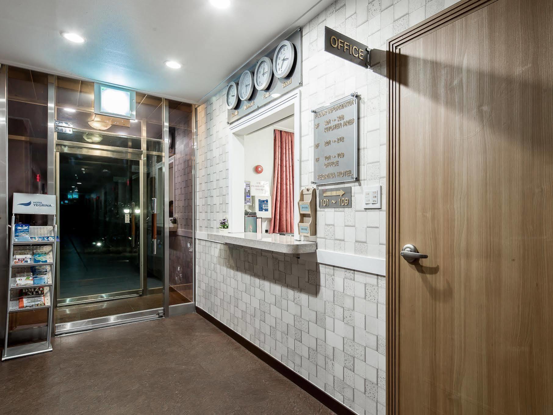 仁川机场耶格利纳酒店 外观 照片